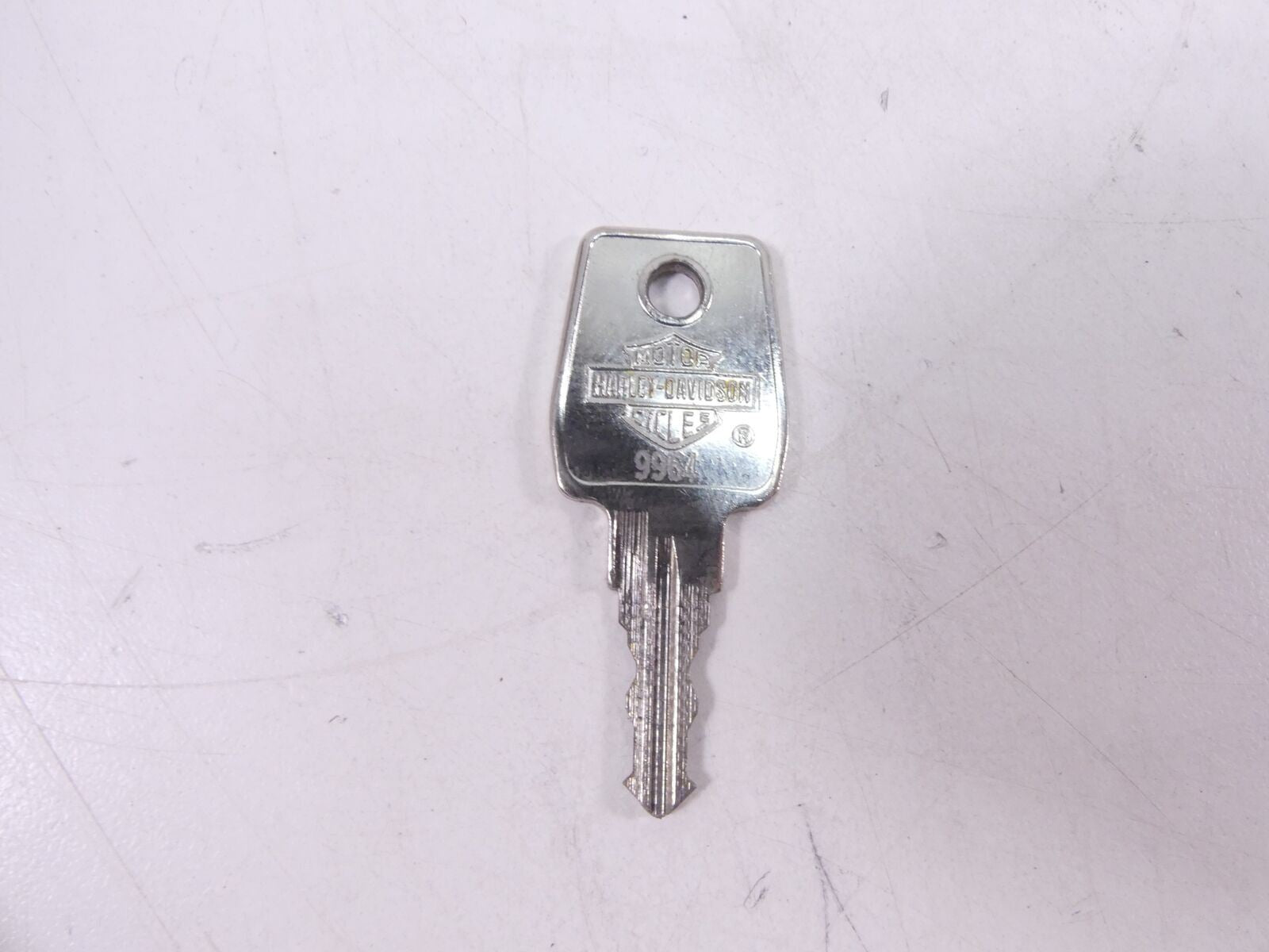 2001 Harley Davidson Sportster XL883 Fuel Gas Petrol Tank Cap + Key 611001-29A {{ shop.shopifyCountryName }} - Mototech271