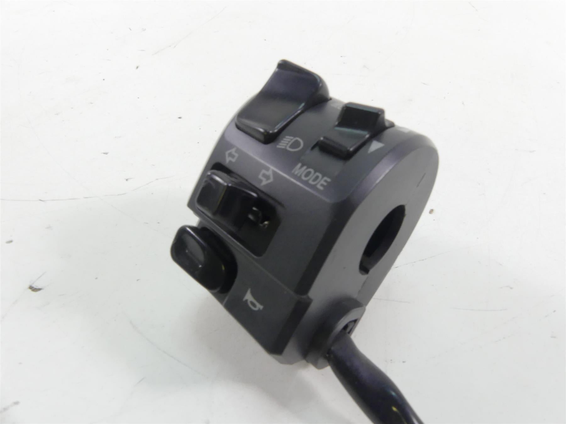 2009 Ducati Monster 1100 S Left Hand Light Control Switch -Read 65110101A {{ shop.shopifyCountryName }} - Mototech271