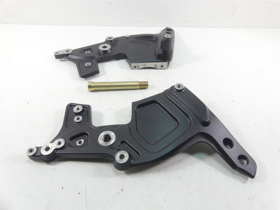 2016 Indian Scout Sixty Mid Frame Chassis Side Wall Mount Set 5139625 5139624 {{ shop.shopifyCountryName }} - Mototech271