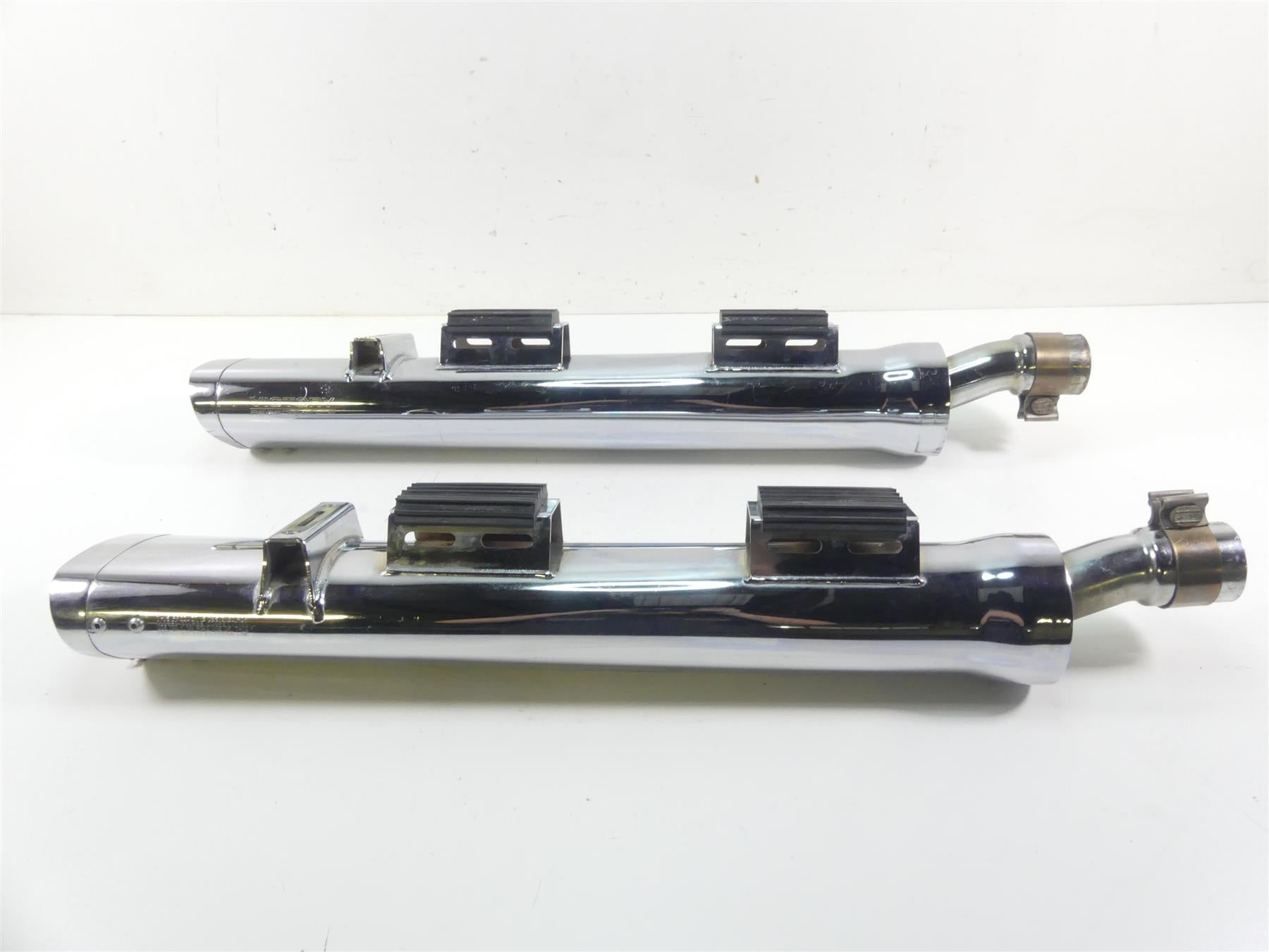 2015 Victory Cross Country Tour Performance Exhaust Slip On Muffler Set 1261978 {{ shop.shopifyCountryName }} - Mototech271