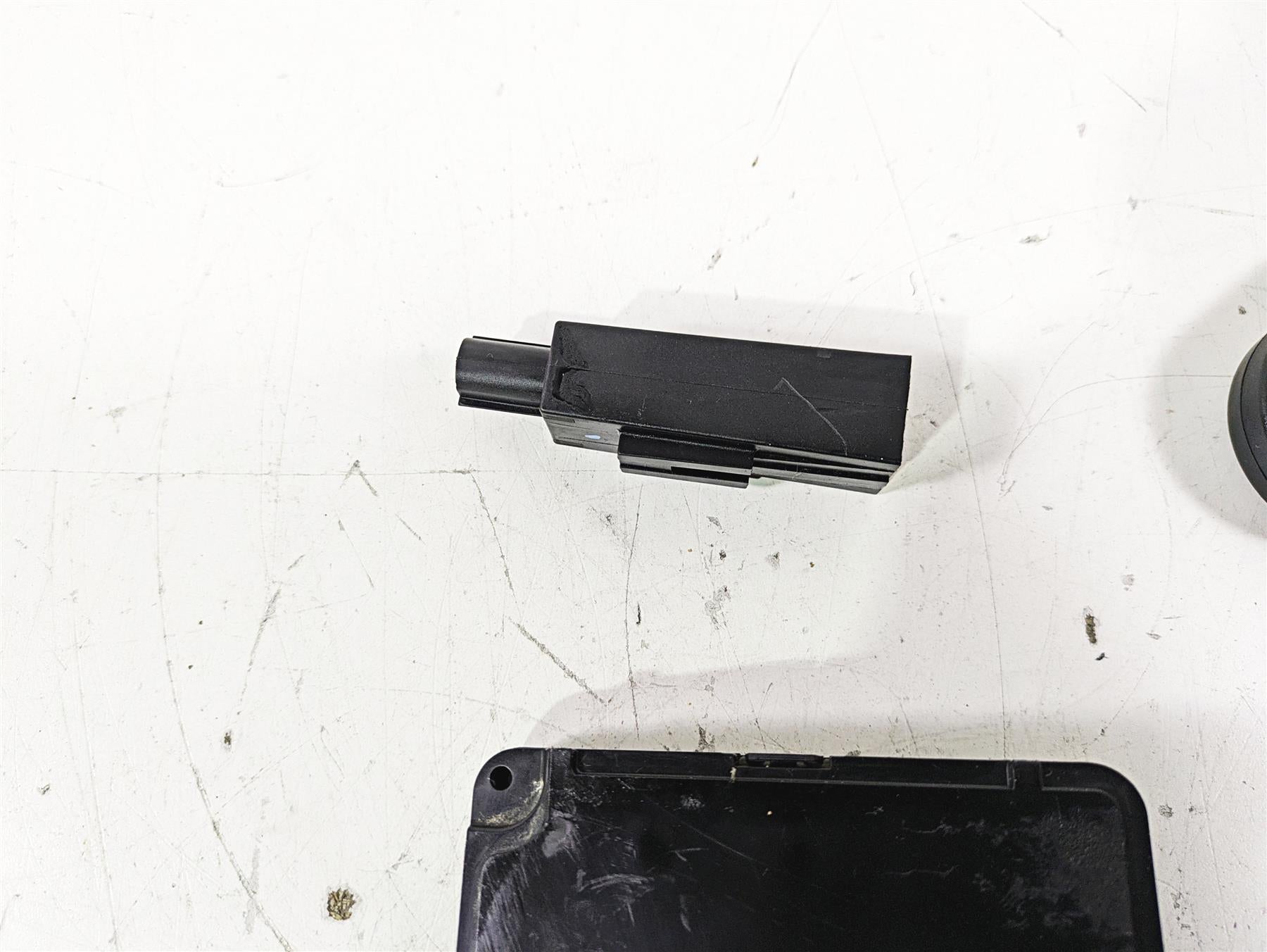 2021 Harley Softail FLSL Slim Bcm Y-Axis Security Fob Antenna 41000349F {{ shop.shopifyCountryName }} - Mototech271