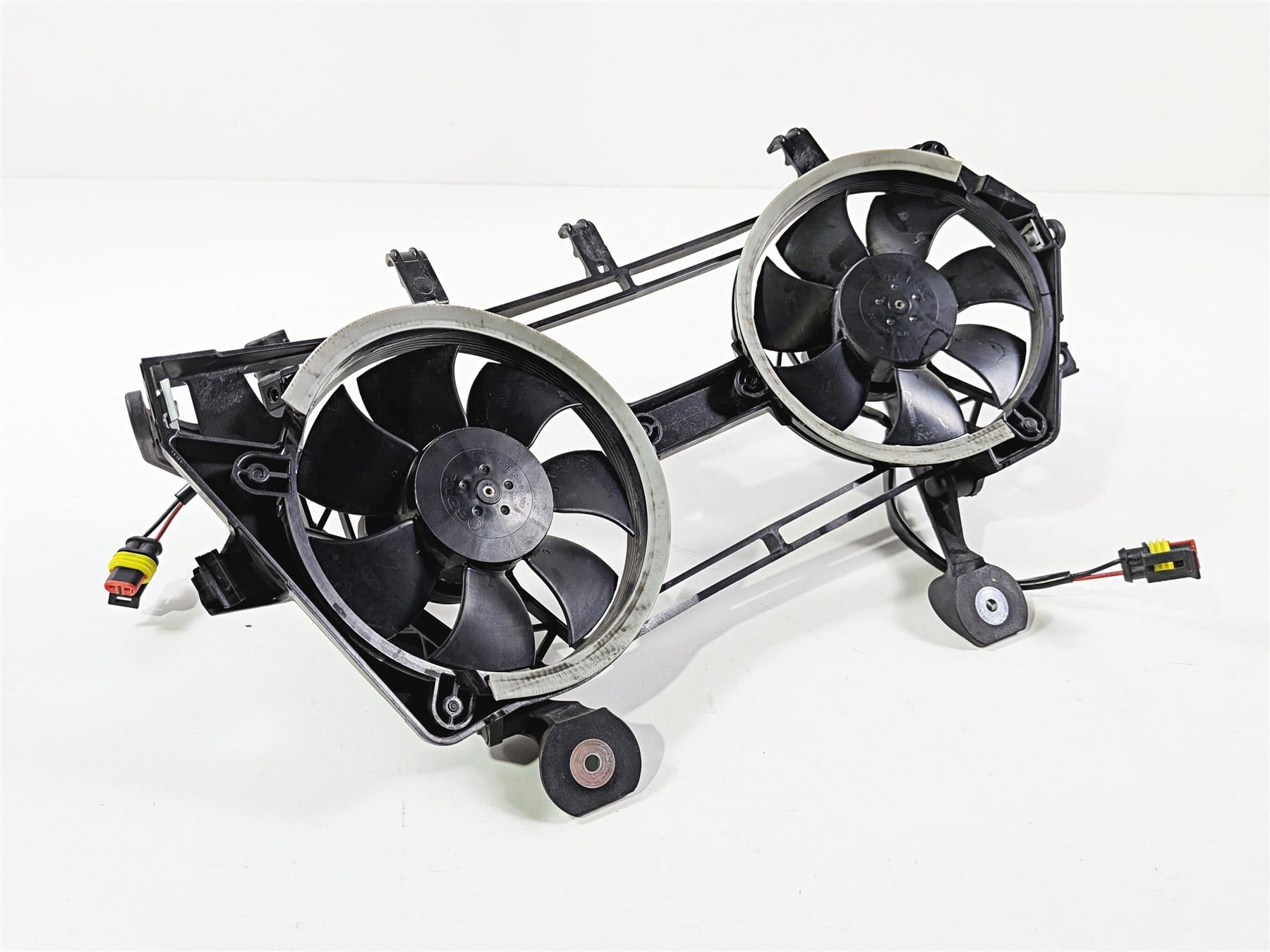 2019 Ducati Panigale V4S V4 S Corse Coolant Fan & Bracket Mount Set 55040311A {{ shop.shopifyCountryName }} - Mototech271