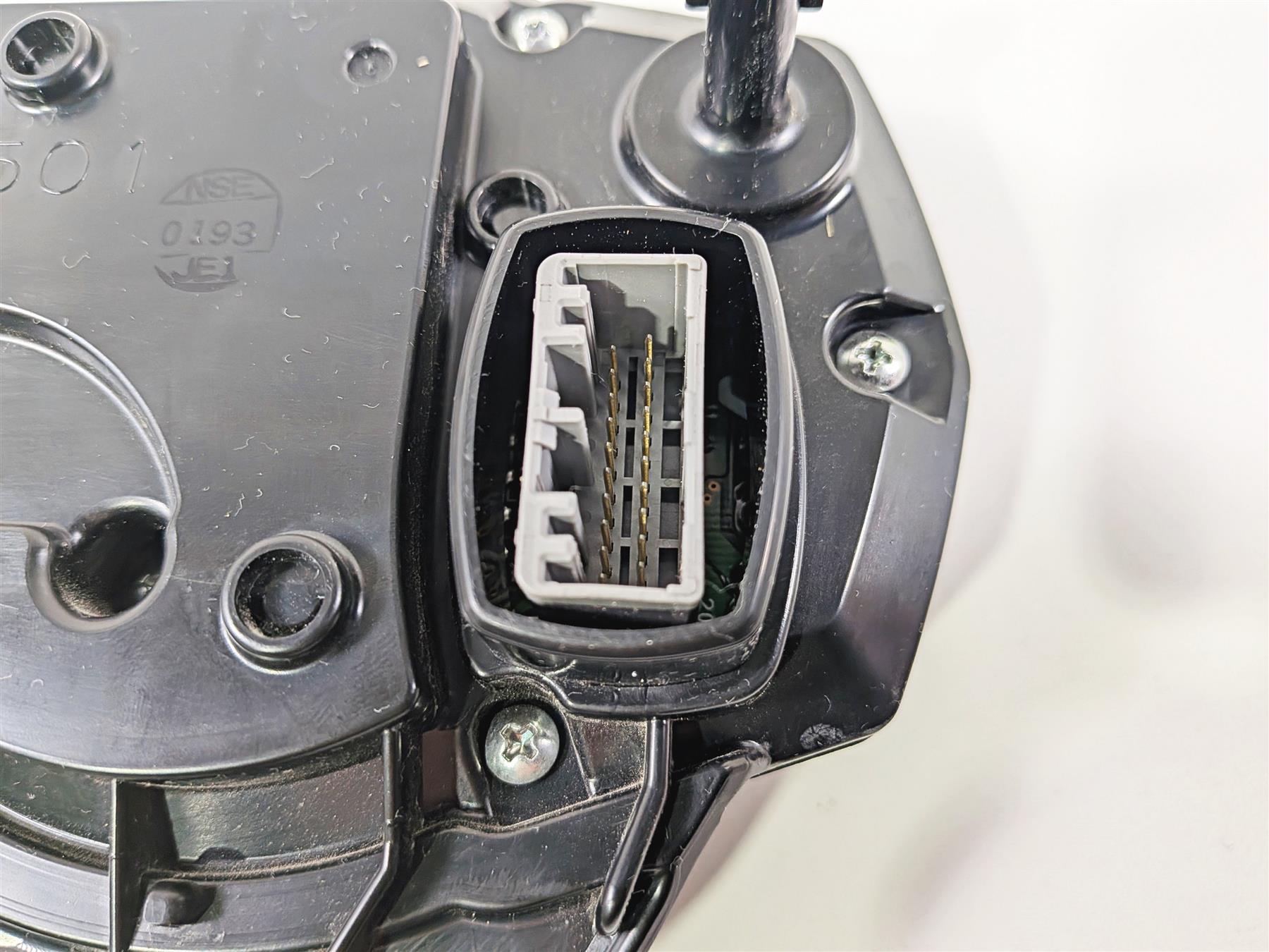 2024 Suzuki GSXR600 Speedometer Gauges Instrument 2K Only 34120-14J11 {{ shop.shopifyCountryName }} - Mototech271