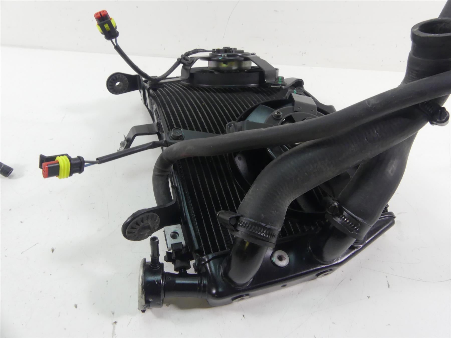 2015 Ducati Monster 1200 S Radiator Cooler Fan Hoses Reservoir Set 54841025A {{ shop.shopifyCountryName }} - Mototech271