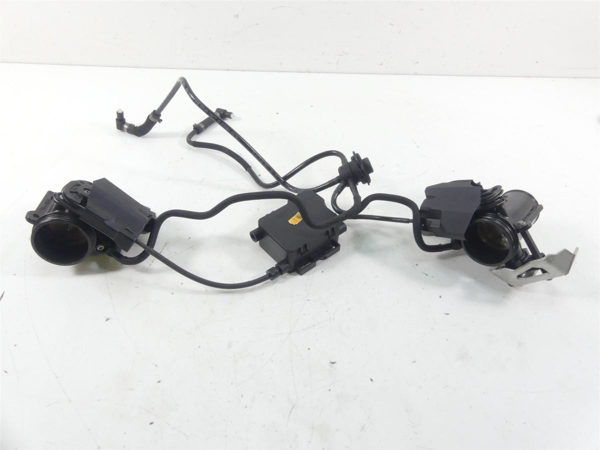 2012 BMW R1200 GS K255 Adventure Throttle Body Bodies & Cables Set 13547705239 {{ shop.shopifyCountryName }} - Mototech271