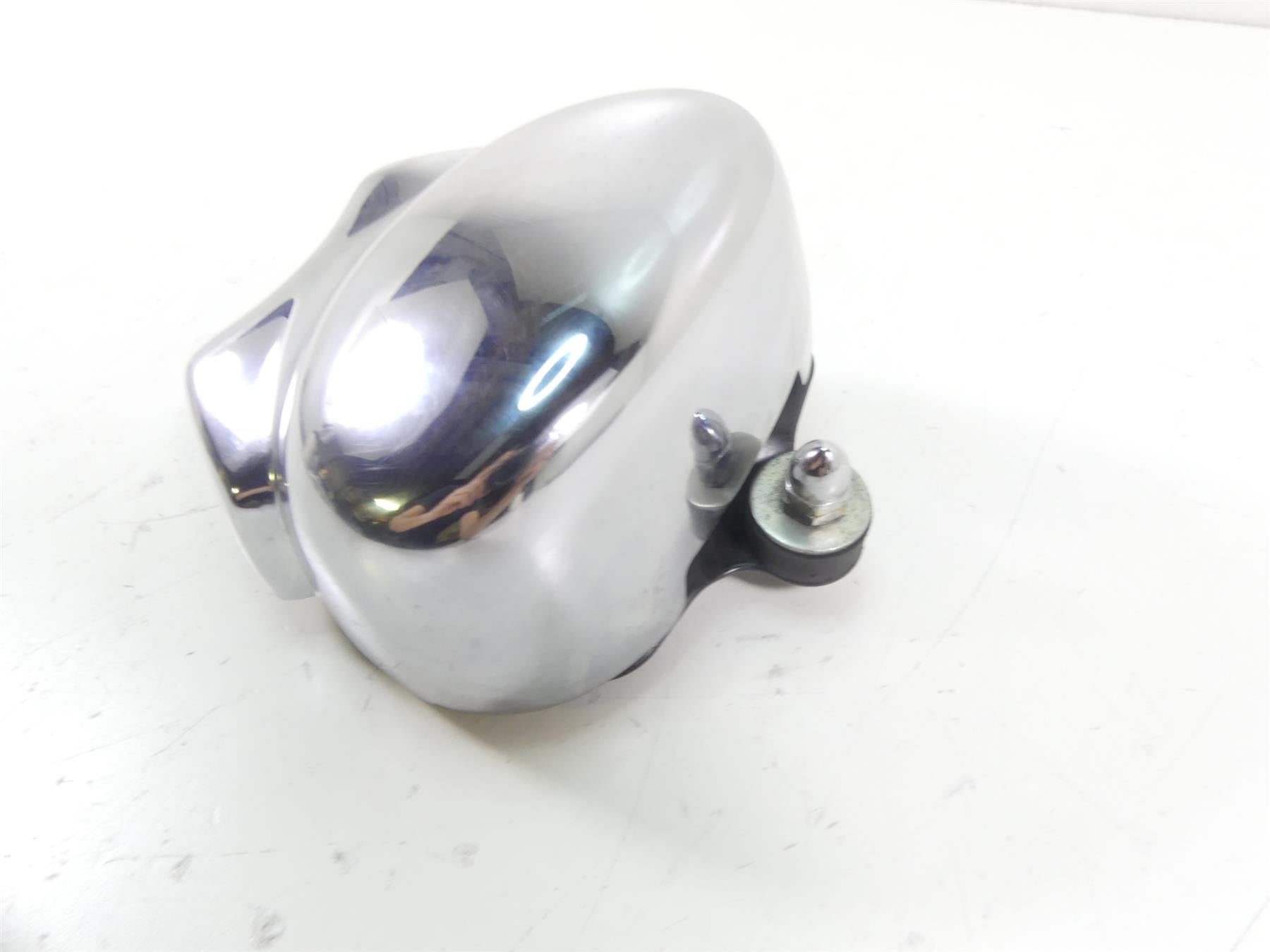 2006 Harley VRSCD Night V Rod Horn With Chrome Cover 69040-01A {{ shop.shopifyCountryName }} - Mototech271