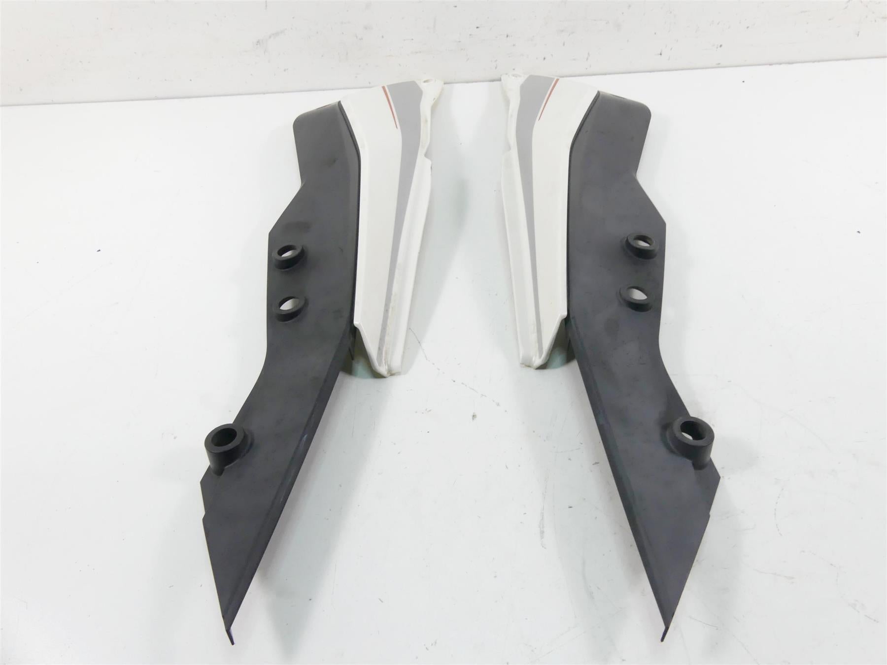 2015 KTM 1290 Adventure Rear Left Right Tail Fairing Cover Set 6030804300033 {{ shop.shopifyCountryName }} - Mototech271