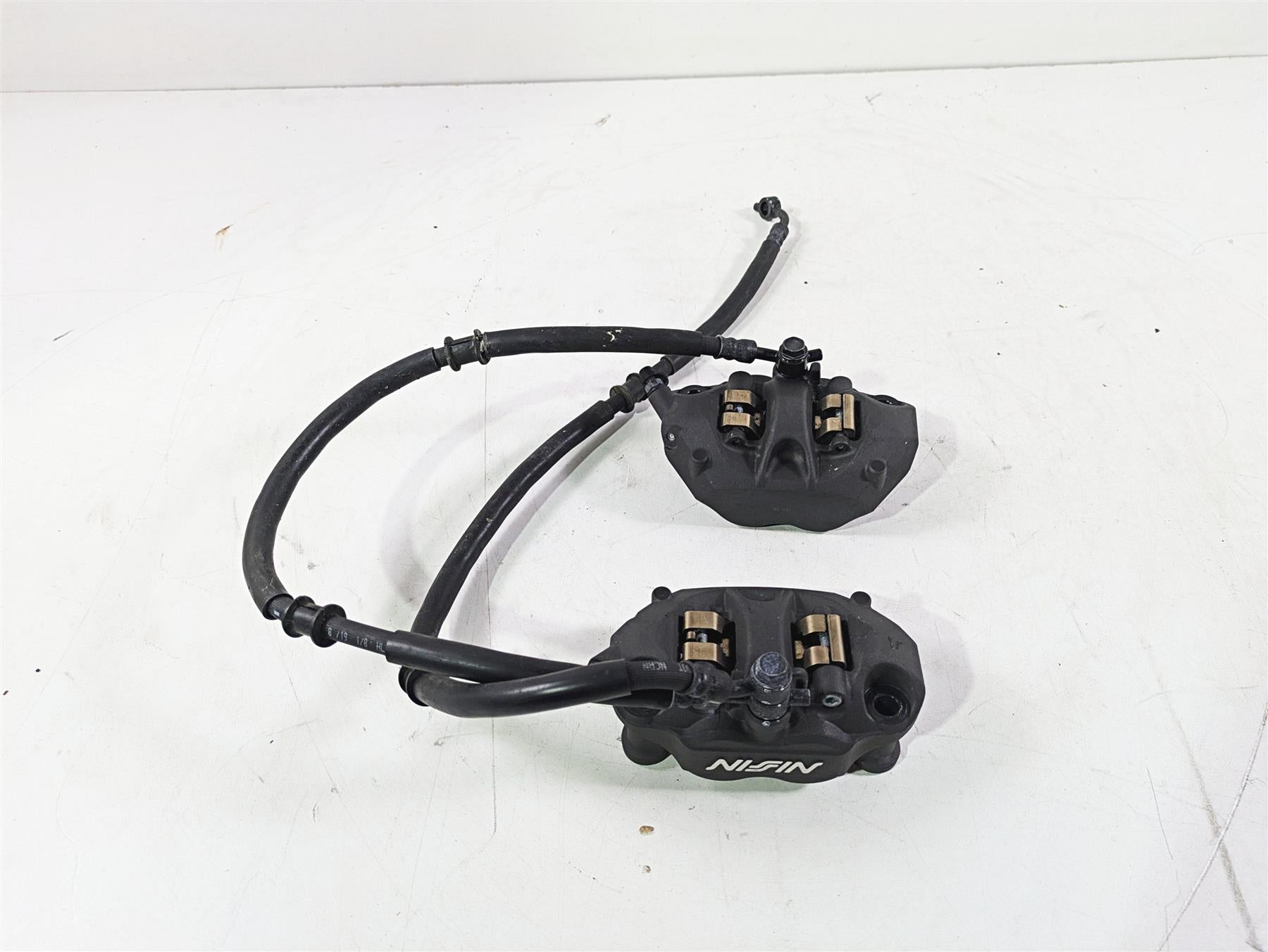 2020 Kawasaki ZX6R Ninja Front Brake Caliper Set Nissin 108mm 43080-0111-DJ {{ shop.shopifyCountryName }} - Mototech271