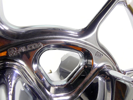 2007 Harley Touring FLHRSE CVO Road King Front Wheel 18x3.5 Roadwinder 44612-07 {{ shop.shopifyCountryName }} - Mototech271