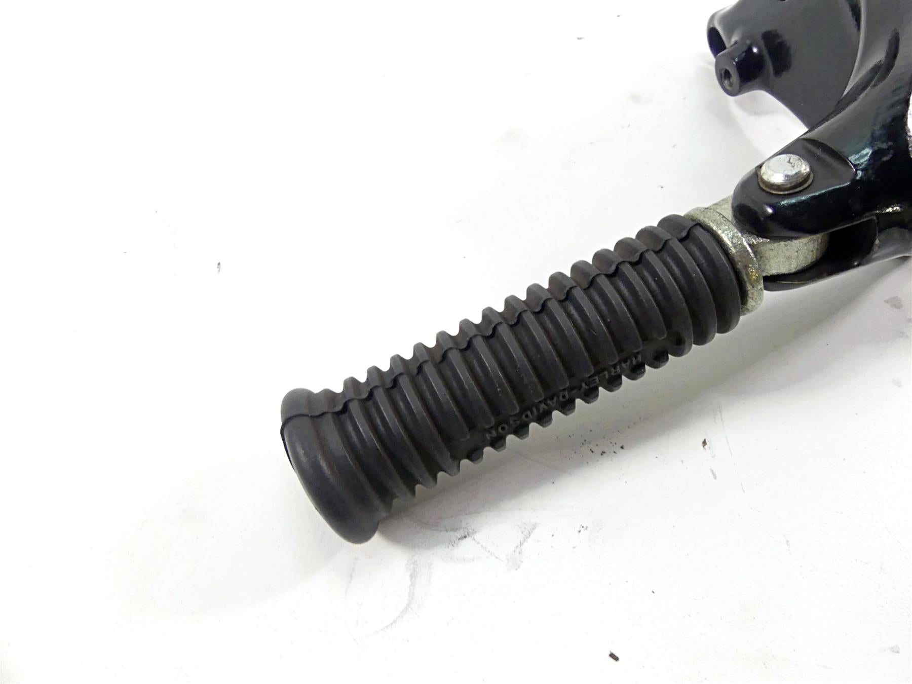 2017 Harley XL1200 CX Sportster Roadster Rear Passenger Foot Peg Set 49315-04 {{ shop.shopifyCountryName }} - Mototech271