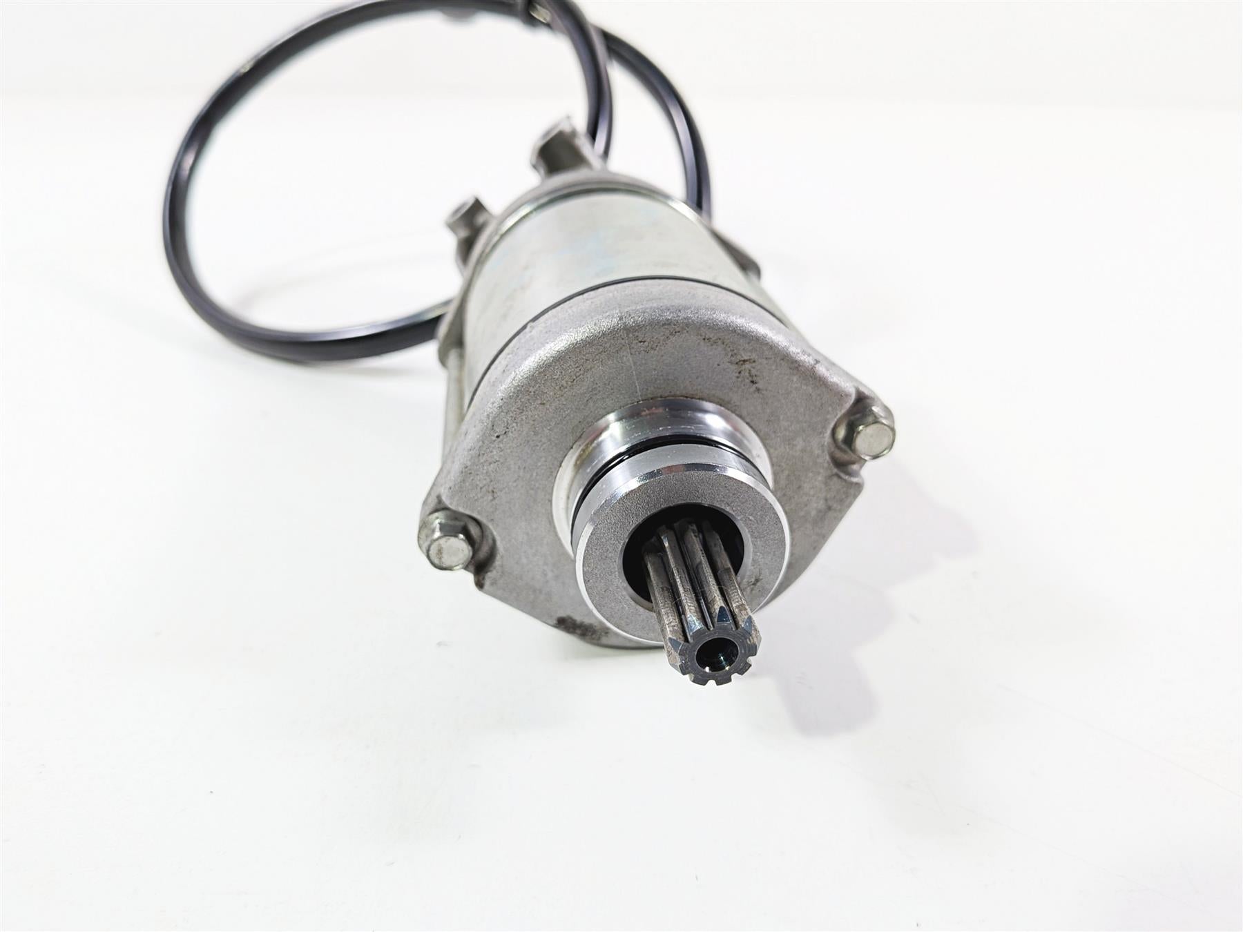2016 Yamaha YZF R1 RN32 Engine Starter Motor 2CR-81890-10-00 2CR-81890-11-00 {{ shop.shopifyCountryName }} - Mototech271