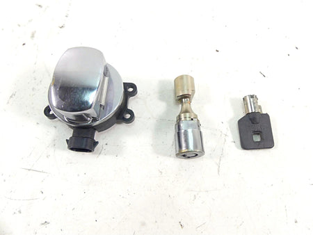 2013 Harley Softail FLSTFB Fat Boy Lo Ignition Switch Steering Key Lock 71400076 {{ shop.shopifyCountryName }} - Mototech271