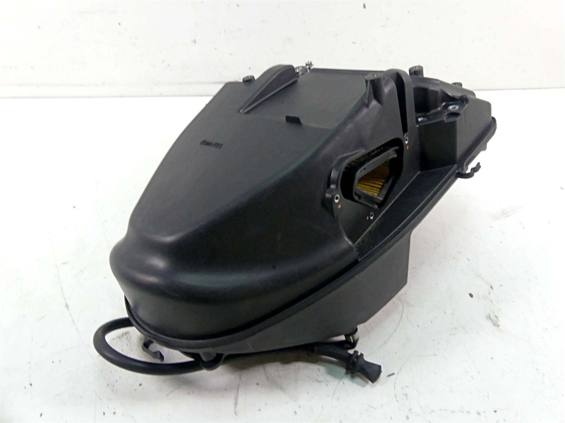 2013 Ducati Diavel Red Air Cleaner Breather Filter Box 44211991B {{ shop.shopifyCountryName }} - Mototech271