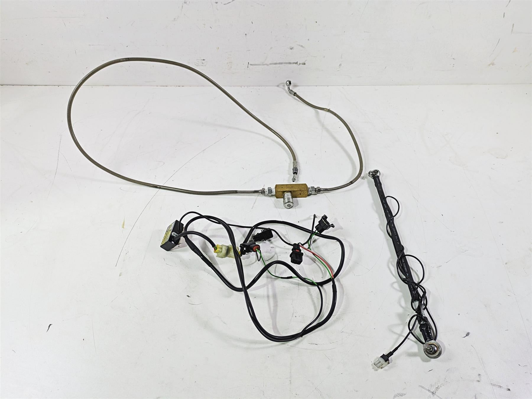 2010 Harley VRSCF Muscle Rod Quick Shifter easy Healtech FOR PARTS iQSE-1 {{ shop.shopifyCountryName }} - Mototech271
