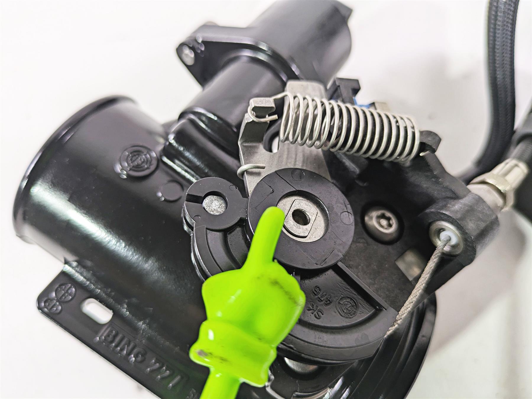 2015 BMW R nineT K21 Throttle Body & Junction Set 13547705239 13547705240 {{ shop.shopifyCountryName }} - Mototech271