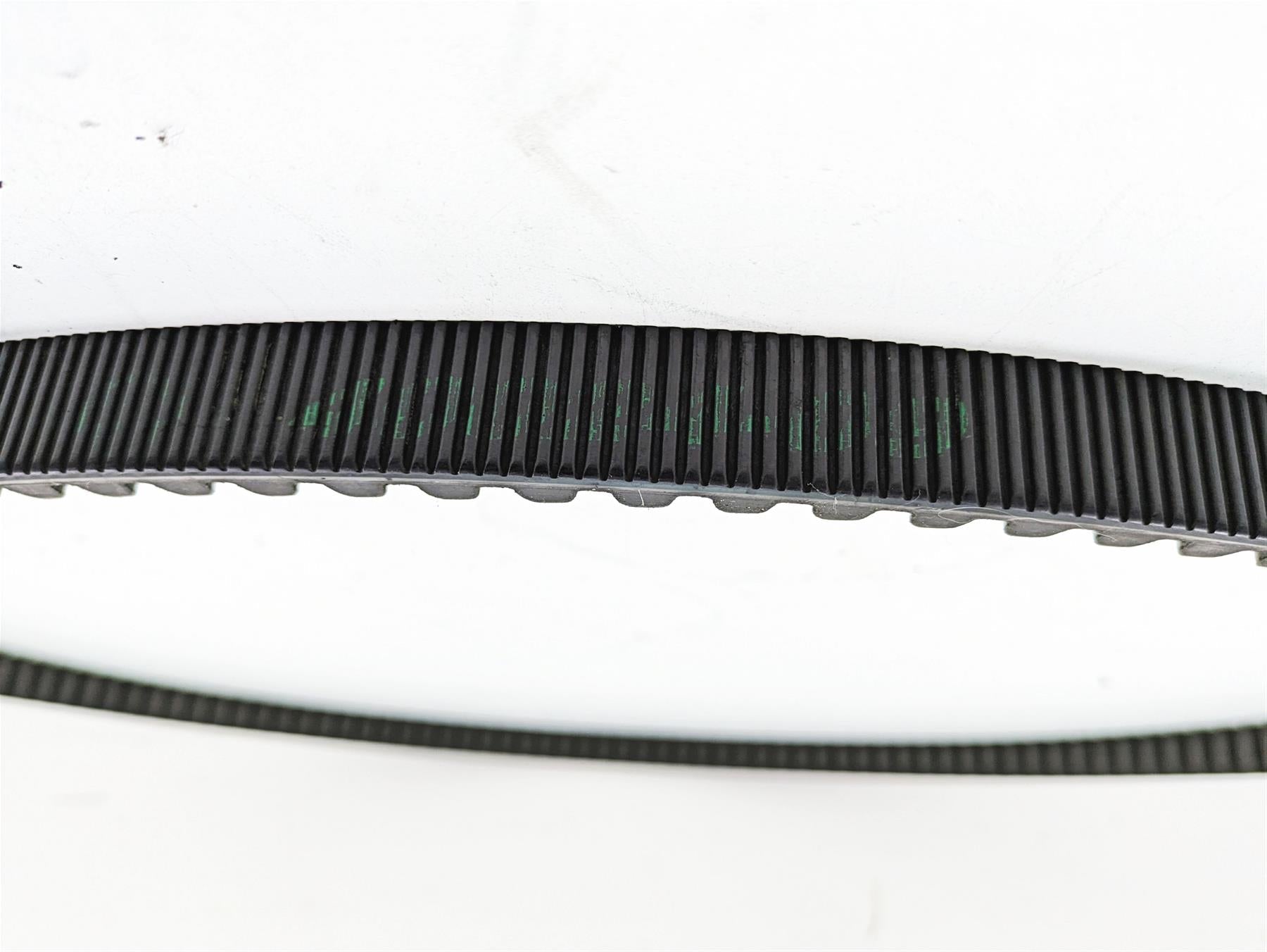 2011 Harley Touring FLTRU Road Glide Rear Main Drive Belt 140T 1" 40024-09A {{ shop.shopifyCountryName }} - Mototech271