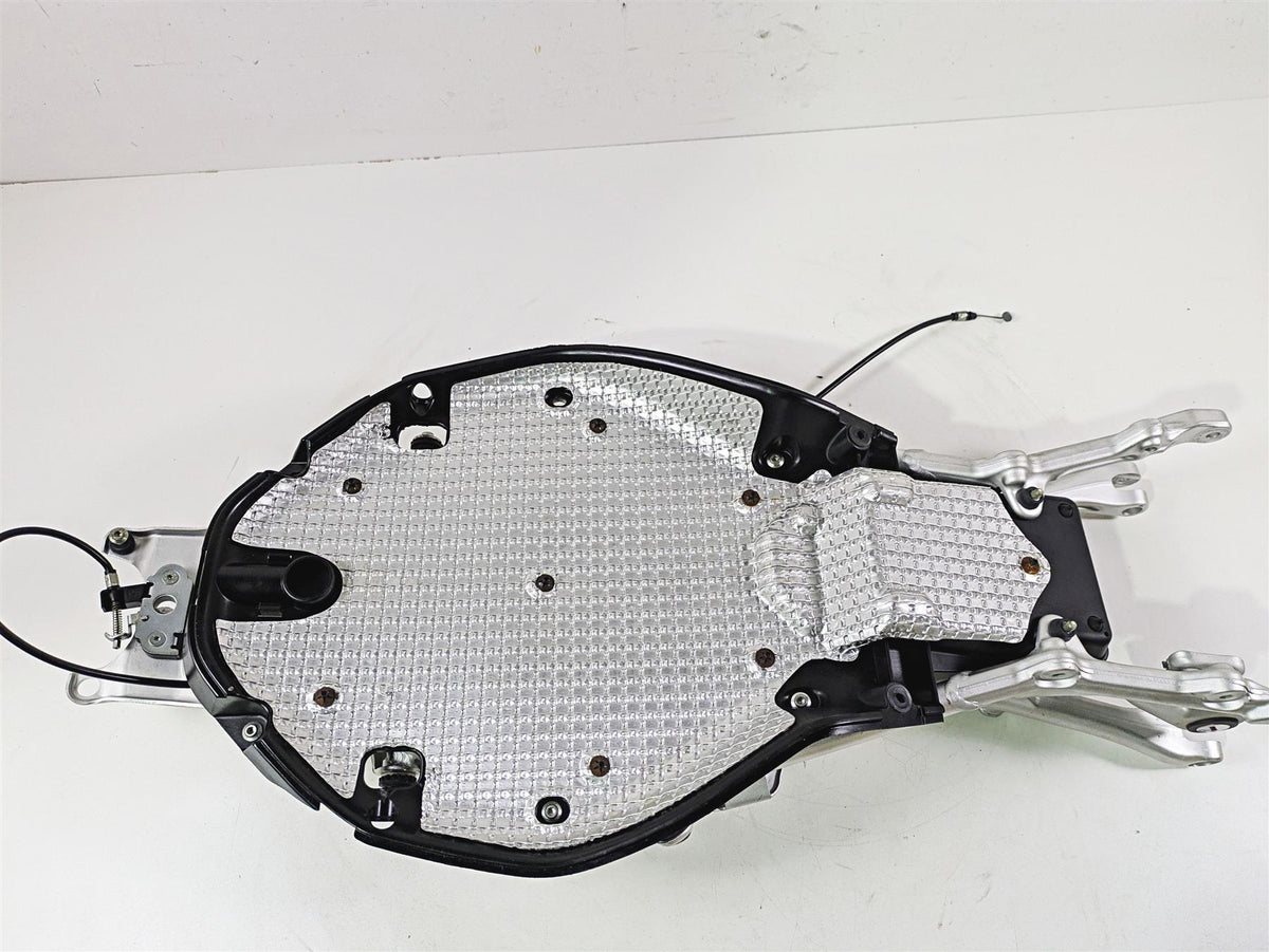 2012 Mv Agusta F4 RR Subframe & Inner Fender - Read 8000B5268 {{ shop.shopifyCountryName }} - Mototech271