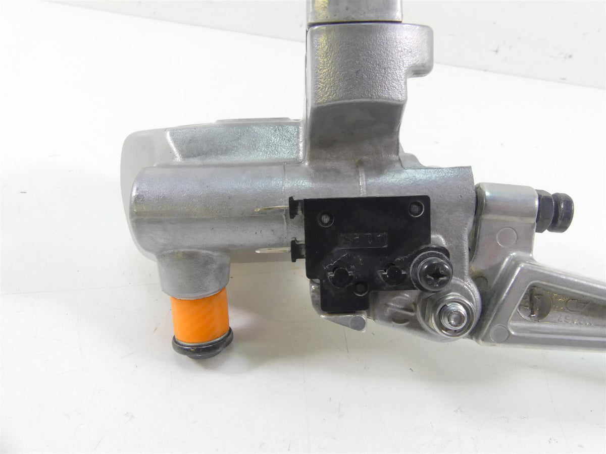 2009 Yamaha XV1700 Road Star Warrior Front Brake Master Cylinder 5PX-W2587-20-00 {{ shop.shopifyCountryName }} - Mototech271