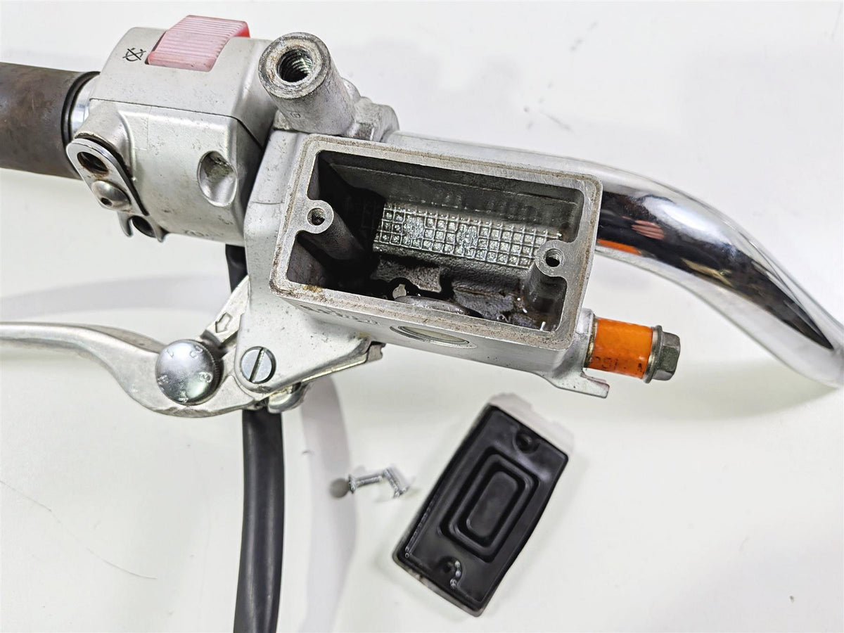 2006 Suzuki VL800 C50 Boulevard Handlebar Control Switch Brake Pump 56111-41F00 {{ shop.shopifyCountryName }} - Mototech271