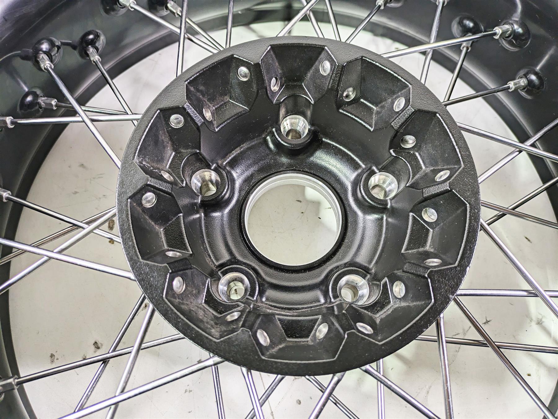 2015 BMW R nineT K21 Straight 17x5.5 Rear Wheel Rim 36318546290 36318528878 {{ shop.shopifyCountryName }} - Mototech271