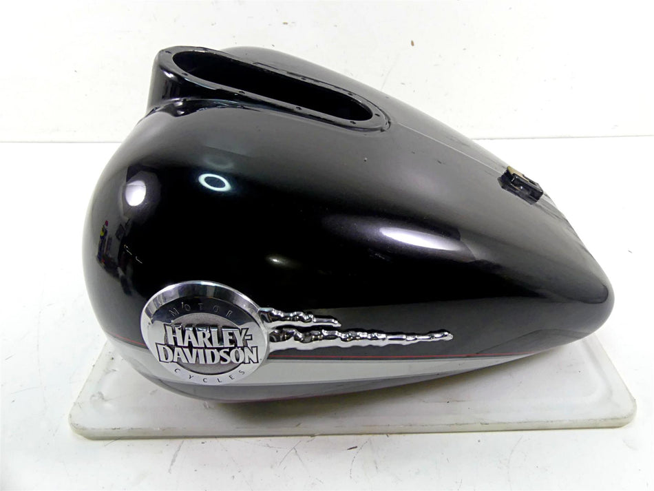 2006 Harley Touring FLHTCU SE E-Glide Fuel Gas Petrol Tank - No Dent 61356-03 {{ shop.shopifyCountryName }} - Mototech271