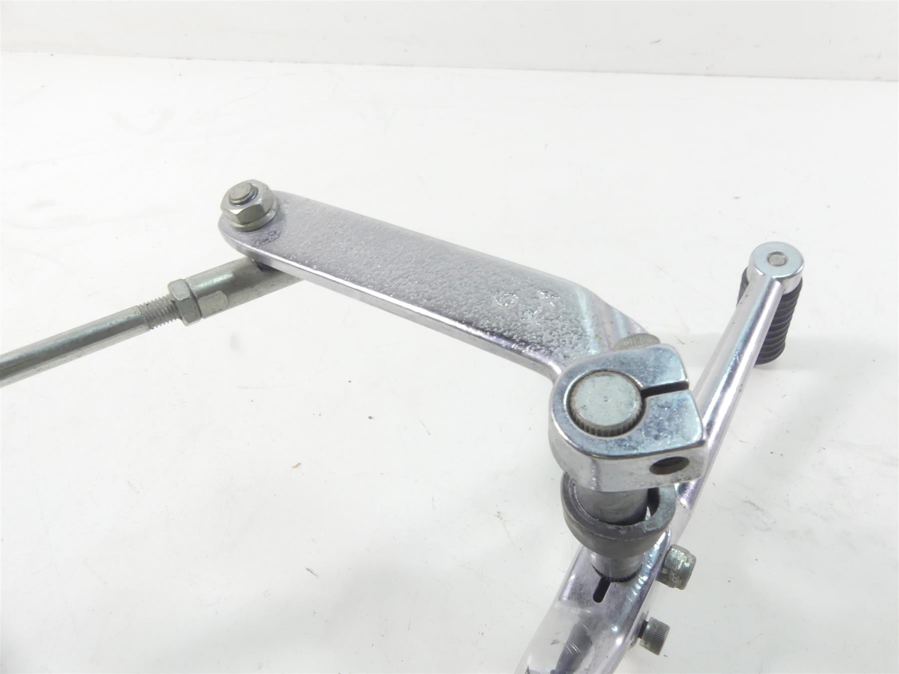2001 Harley Touring FLHRCI Road King Shift Lever Pedal Set & Linkage 33895-82E {{ shop.shopifyCountryName }} - Mototech271