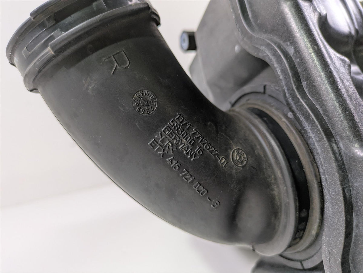 2018 BMW R nineT Urban GS K33 Air Box Filter Cleaner Breather 13717720354 {{ shop.shopifyCountryName }} - Mototech271