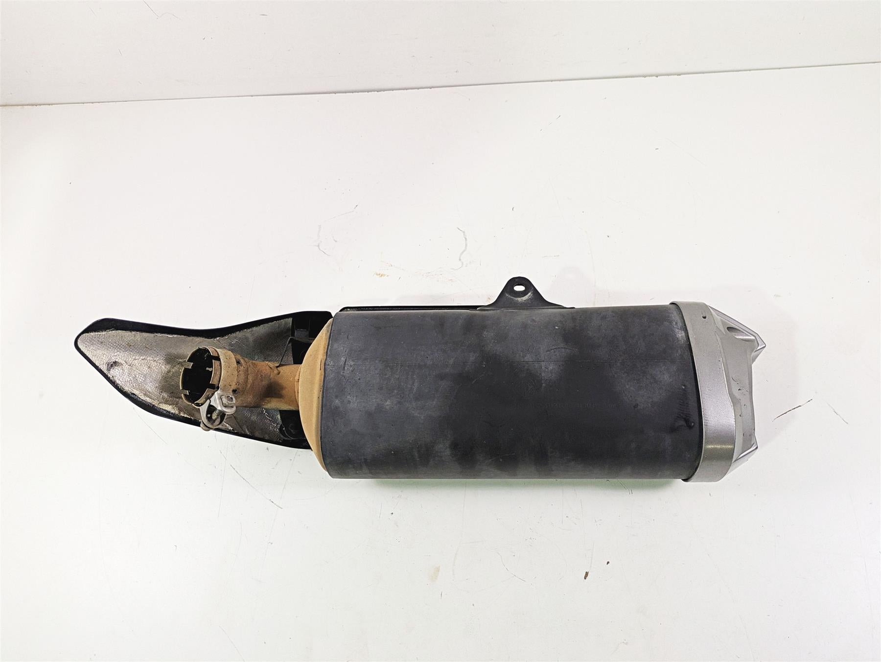 2020 Suzuki V-Strom 1050 XT Stock Exhaust Pipe Muffler Silencer 14310-06L00-H01 {{ shop.shopifyCountryName }} - Mototech271