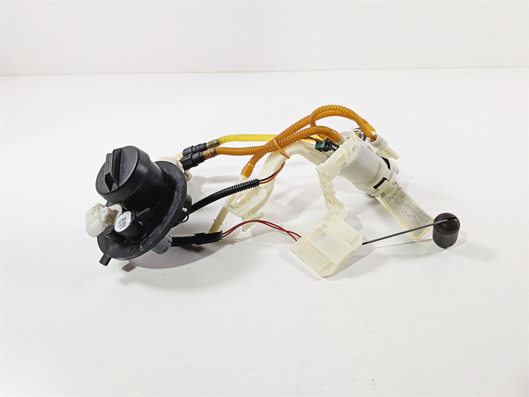 2018 Harley FLHTCU Touring Electra Glide Fuel Gas Petrol Pump - Tested 75069-08D-Mototech271