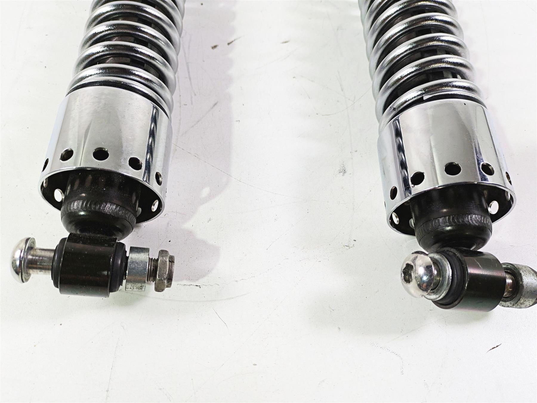 2002 Harley Dyna FXDL Low Rider Rear Damper Shocks Set 12" 54615-01 {{ shop.shopifyCountryName }} - Mototech271