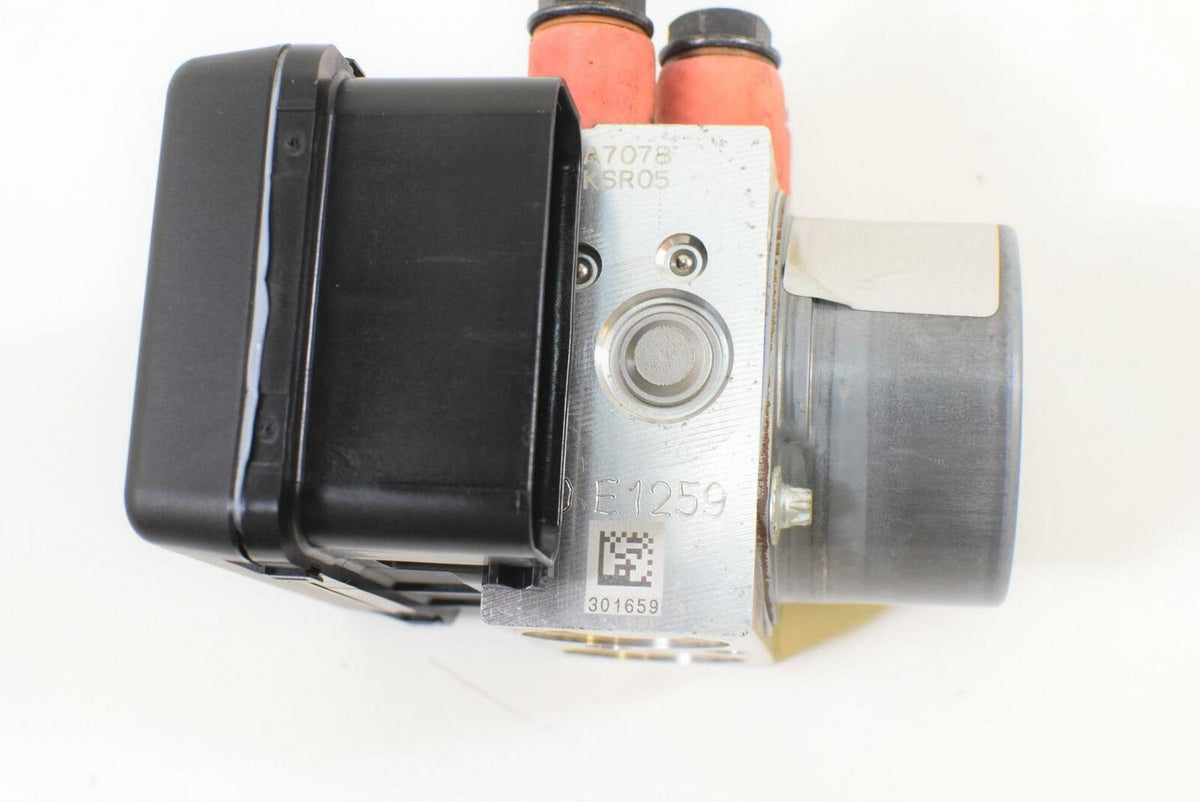 2015 MV Agusta B3 Brutale 675 ABS Brake Pump Pressure Module 8000B9136 {{ shop.shopifyCountryName }} - Mototech271