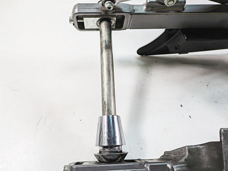 2009 Harley Dyna FXDFSE CVO Fat Bob Rear Swingarm Swing Arm + 1" Axle 48656-09B {{ shop.shopifyCountryName }} - Mototech271