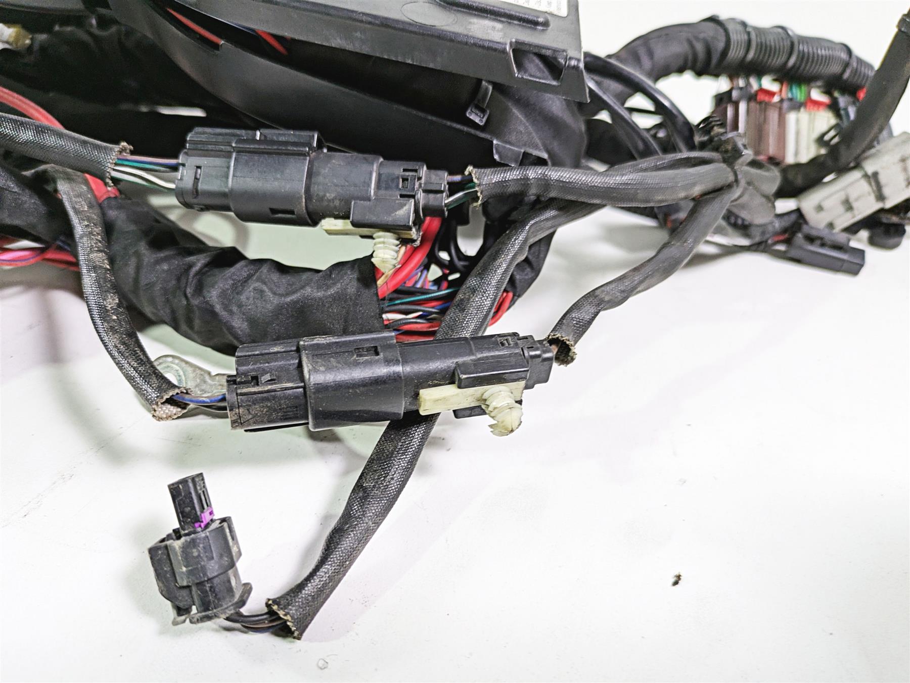 2017 Harley Touring FLHTKSE CVO E-Glide Main Wiring Harness Abs - Read 69201552 {{ shop.shopifyCountryName }} - Mototech271