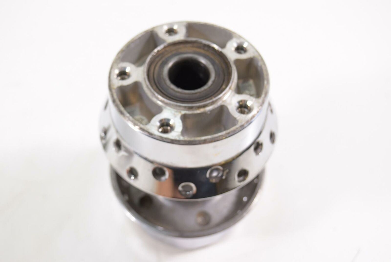 2000 Harley Touring FLHR Road King Chrome Front Center Wheel Hub 40988-00 {{ shop.shopifyCountryName }} - Mototech271