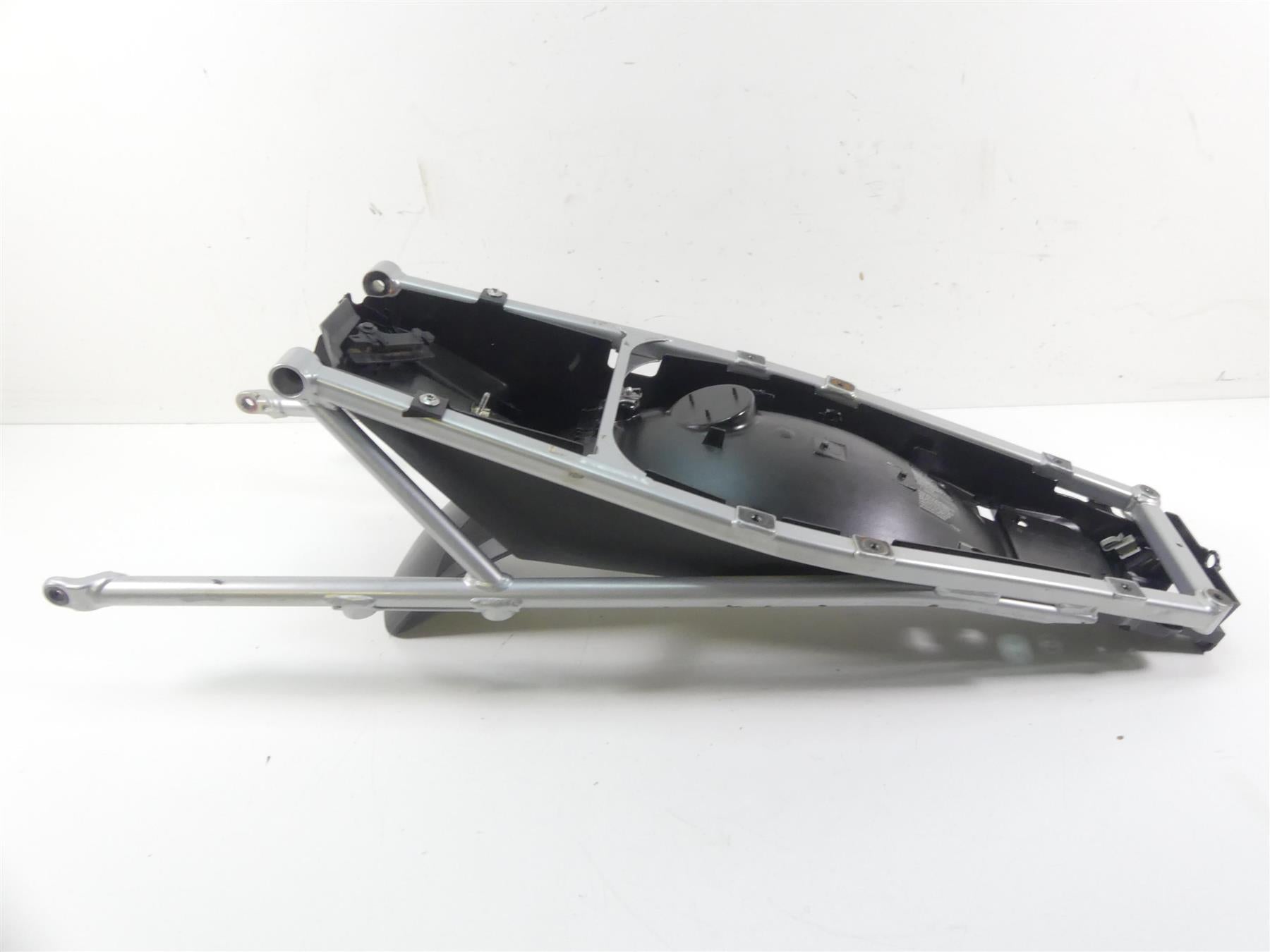 2013 BMW R1200GS GSW K50 Straight Subframe & Inner Fender 46518522997 {{ shop.shopifyCountryName }} - Mototech271