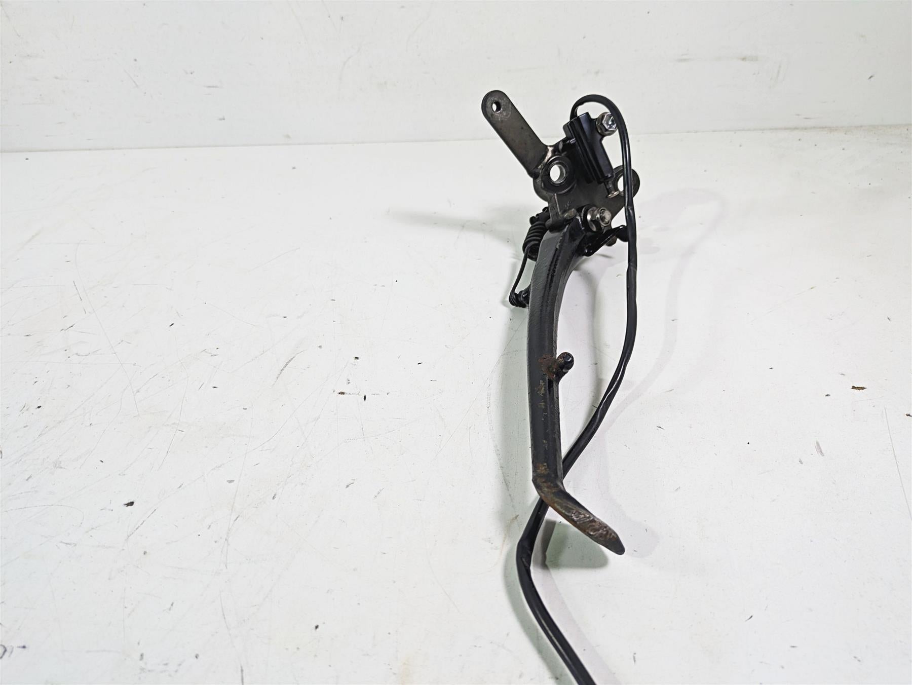 2018 Suzuki GSX1300 R Hayabusa Side Kickstand Kick Stand 42310-24F00 {{ shop.shopifyCountryName }} - Mototech271