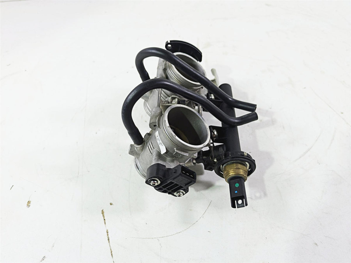 2016 BMW F800R K73 Throttle Body Bodies - Broken Fuel Rail 13548520480 {{ shop.shopifyCountryName }} - Mototech271