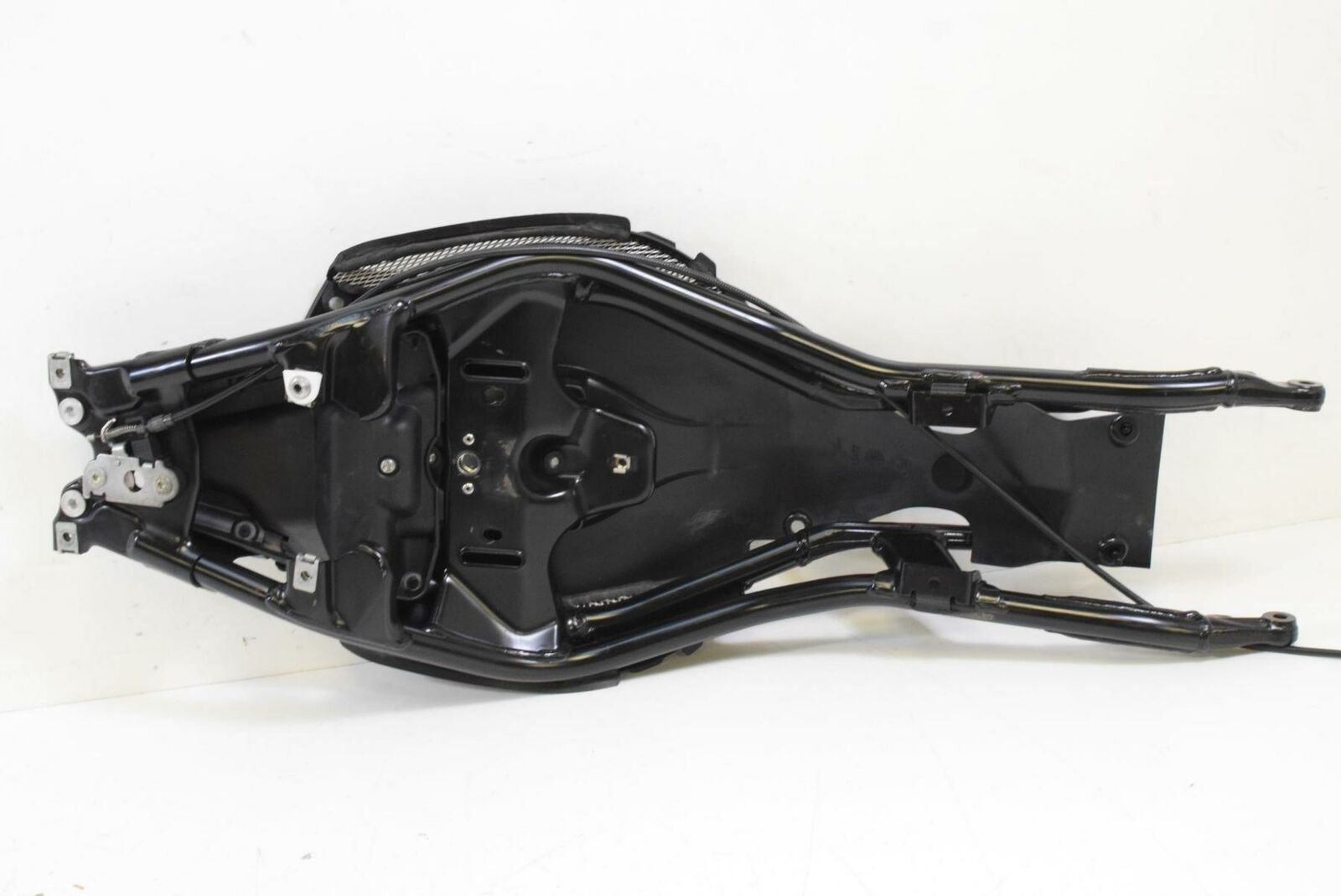2014 MV Agusta F3 675 ERA Subframe Sub Frame & Inner Fender 80A0B8276 {{ shop.shopifyCountryName }} - Mototech271