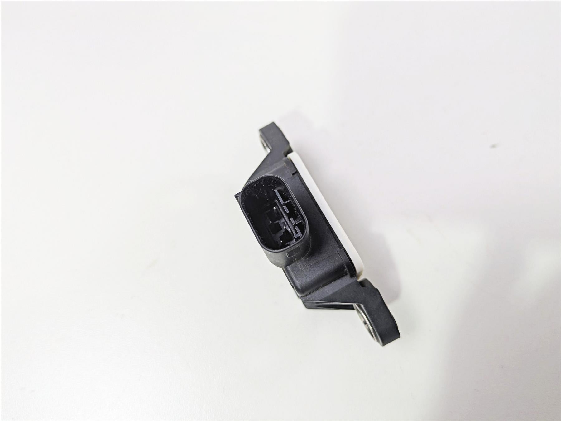 2017 KTM 1290 Super Duke GT Bosch Lean Angle Fall Sensor 60342090000 {{ shop.shopifyCountryName }} - Mototech271