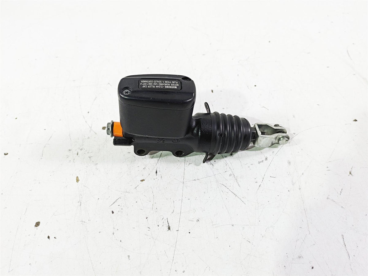 2021 Harley Softail FLSL Slim Rear Brake Master Cylinder 5/8" 41700460 {{ shop.shopifyCountryName }} - Mototech271
