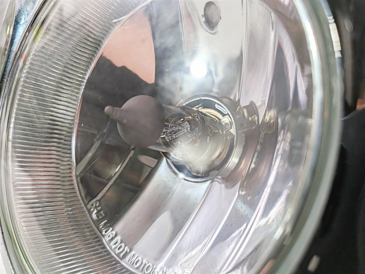2011 Harley FXDF Dyna Fat Bob Headlight Head Light Lamp -Read 69798-08 {{ shop.shopifyCountryName }} - Mototech271