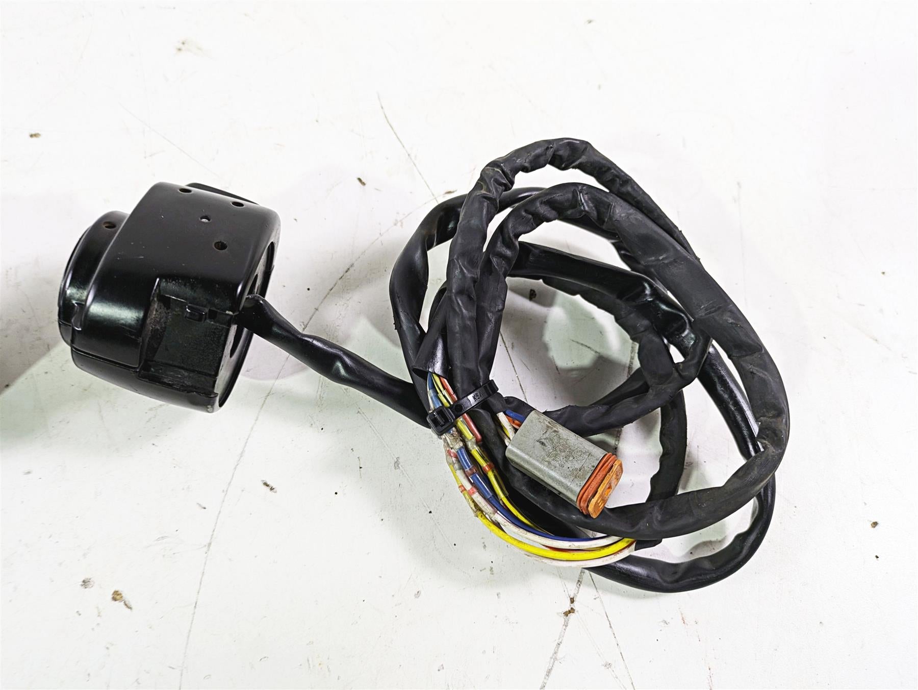 2005 Harley Softail FLSTSCI Heritage Springer Control Switch Set -Read 71682-06A {{ shop.shopifyCountryName }} - Mototech271