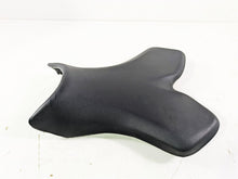 Load image into Gallery viewer, 2005 Yamaha YZFR1 YZF R1 Front Rider Seat Saddle -No Tears 5VY-24710-00-00 | Mototech271
