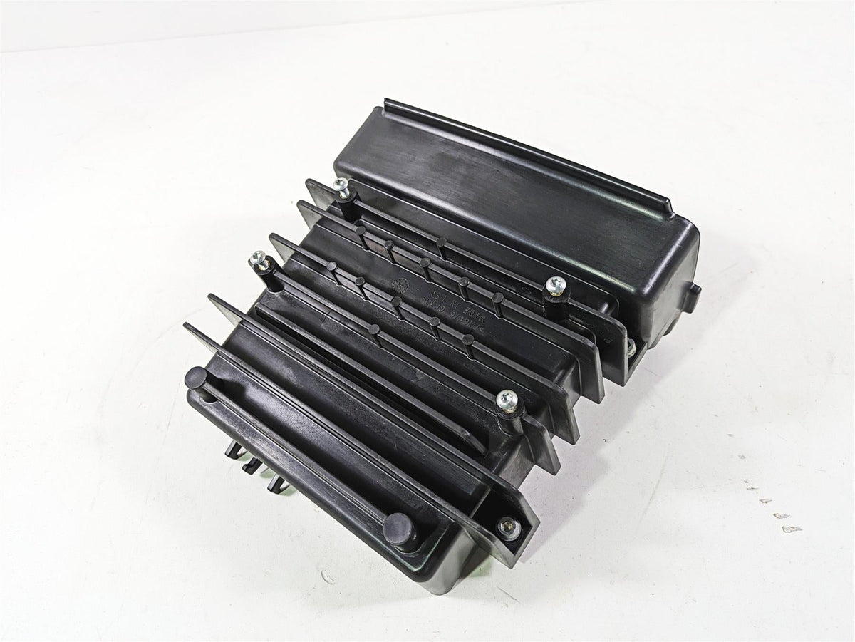 2020 Harley Touring FLHT Electra Glide Center Glove Storage Box 76000136 {{ shop.shopifyCountryName }} - Mototech271