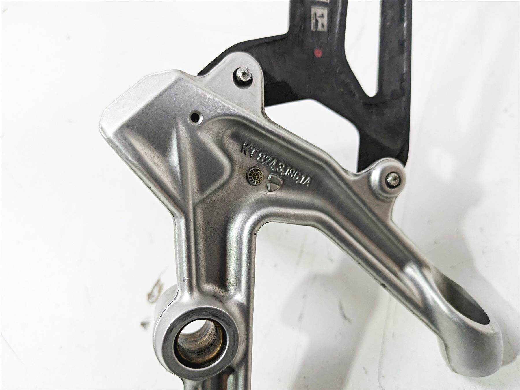 2015 Ducati Panigale 1299 S Left Footpeg & Frame Holder 8291E061AA 82424631AA {{ shop.shopifyCountryName }} - Mototech271