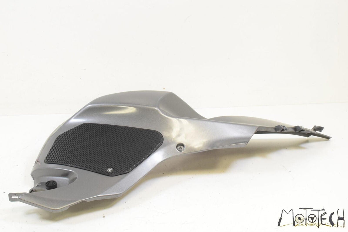 2011 BMW K1300S K1300 S K40 Right Tank Cover Fairing Cowl 46637691730 {{ shop.shopifyCountryName }} - Mototech271
