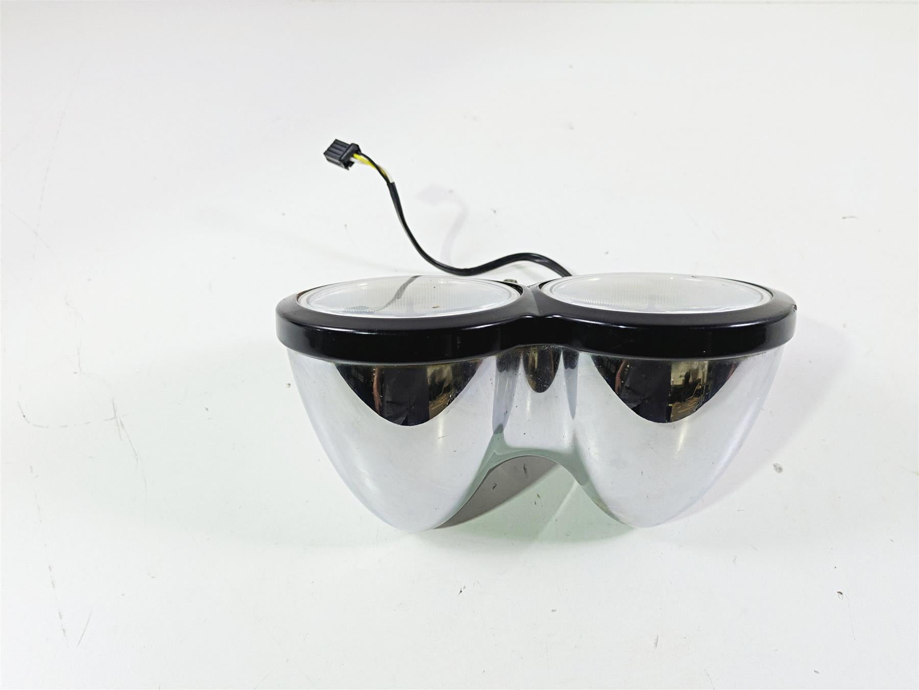 2015 Harley FXDF Dyna Fat Bob Headlight Head Light Lamp 67700167 {{ shop.shopifyCountryName }} - Mototech271