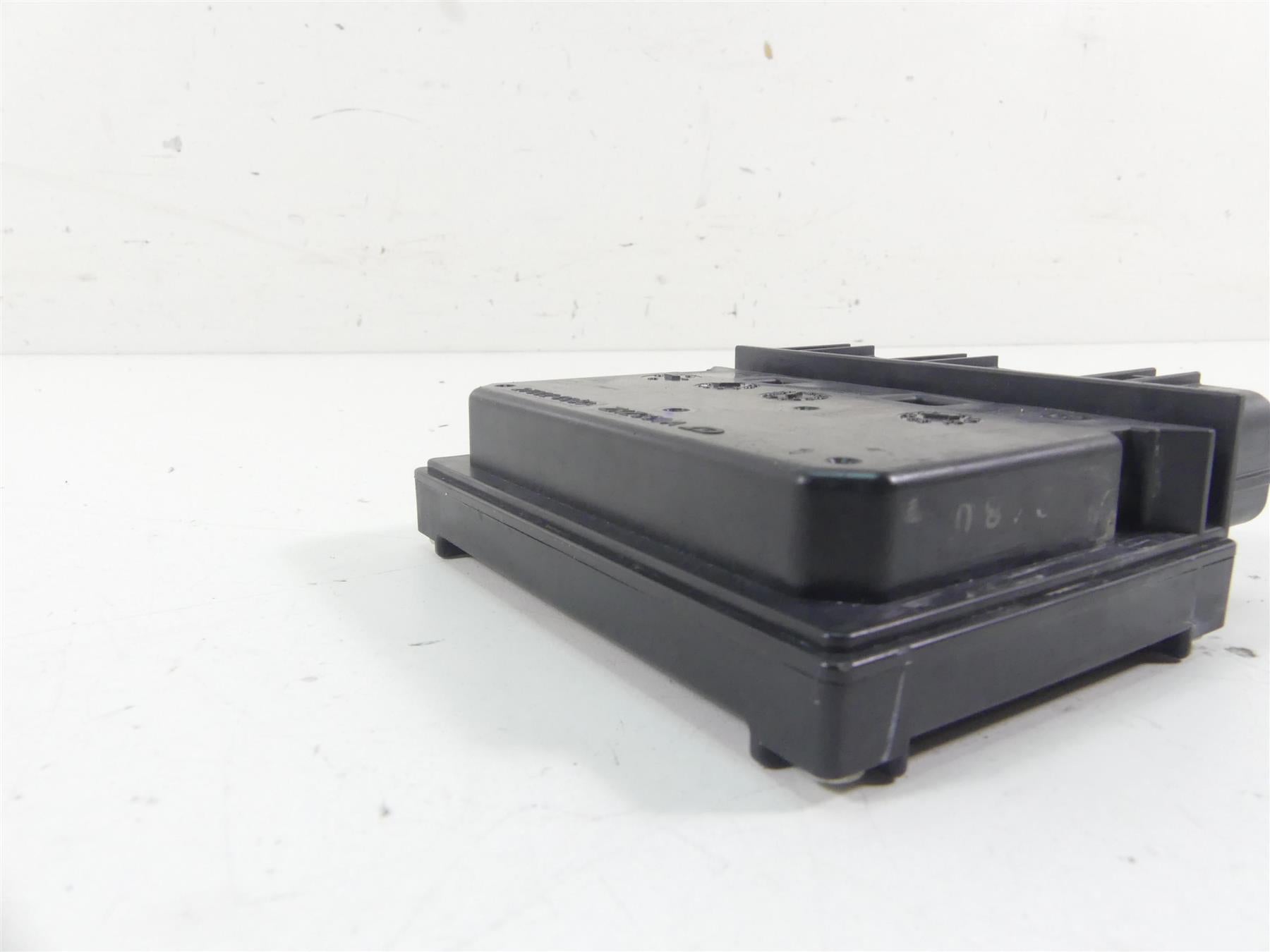 2021 Kawasaki ZX1400 ZX14R Ninja Relay Fuse Junction Box Unit 27002-0050 {{ shop.shopifyCountryName }} - Mototech271