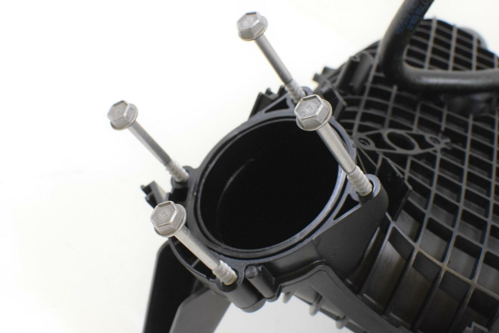 2014 BMW K1600 GTL K48 Air Intake Manifold With Injectors 13717712328 {{ shop.shopifyCountryName }} - Mototech271