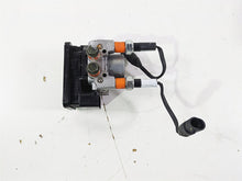 Load image into Gallery viewer, 2019 Indian Chieftain Limited Abs Brake Pump Unit Module 1911987 | Mototech271
